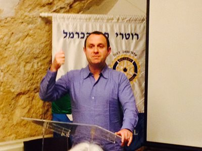 ערן זינגר בהרצאתו על ישראל והמזרח התיכון 31 במרץ 2015 1