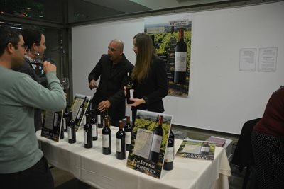 יריד היין שהתקיים בקסטרא ביום חמישי 22.1.2015 .